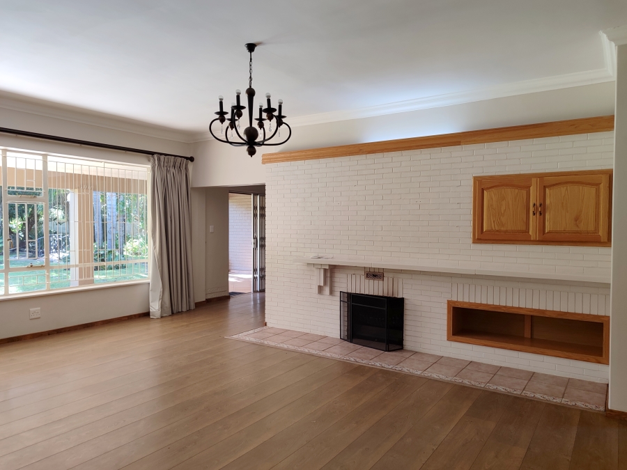 5 Bedroom Property for Sale in Stilfontein North West